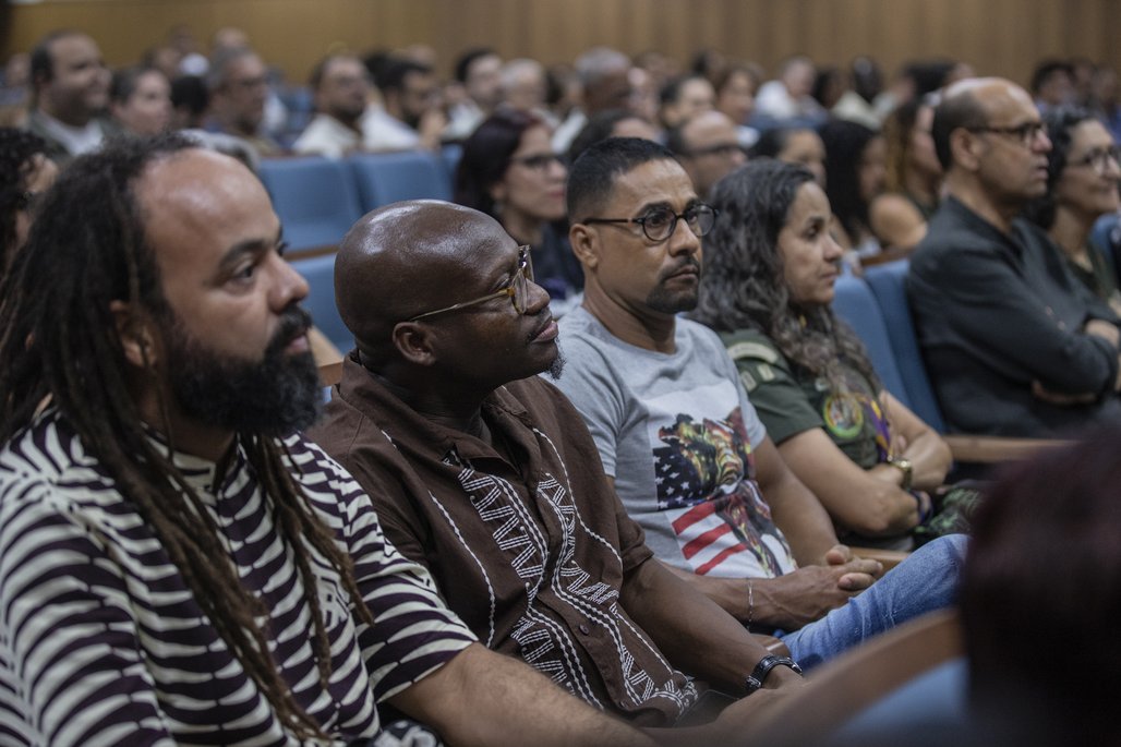 Bienal do Livro de lagoas 2025 \u002D dia 2 \u002D 01/11