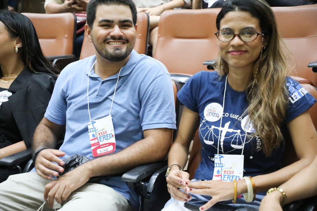 Entrega de equipamentos e laboratórios para COS e ICBS