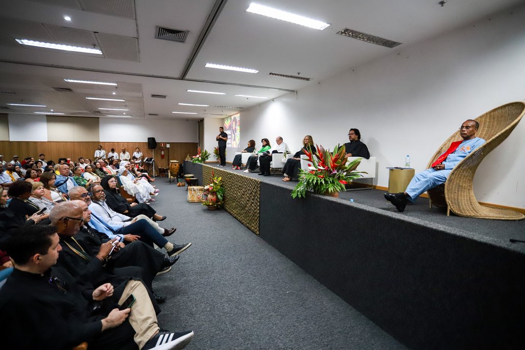 Bienal do Livro de lagoas 2025 \u002D dia 2 \u002D 01/11