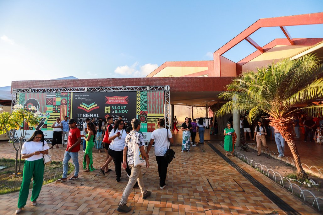 Bienal do Livro de Alagoas 2025 \u002D dia 5 \u002D 04/11
