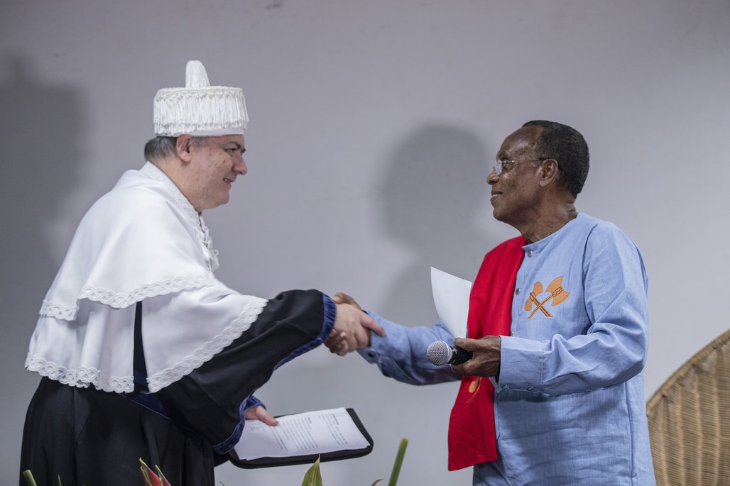 Bienal do Livro de lagoas 2025 \u002D dia 2 \u002D 01/11