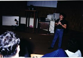 EXIBIÇÃO FILME FAZENDO ARTE