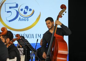 50 anos HU