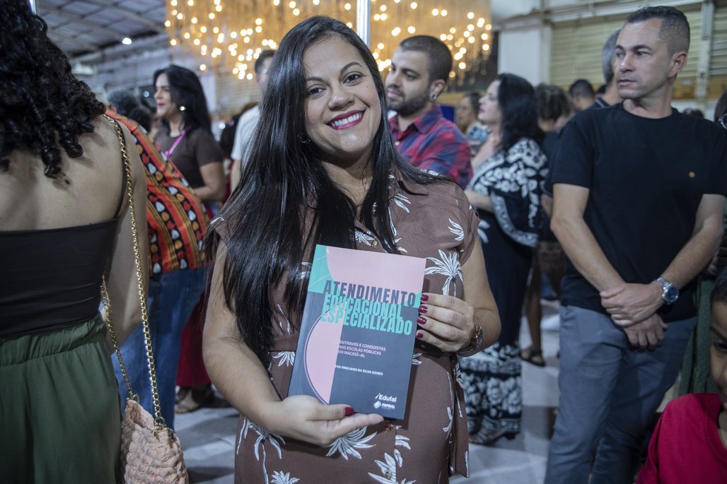 Bienal do Livro de lagoas 2025 \u002D dia 2 \u002D 01/11