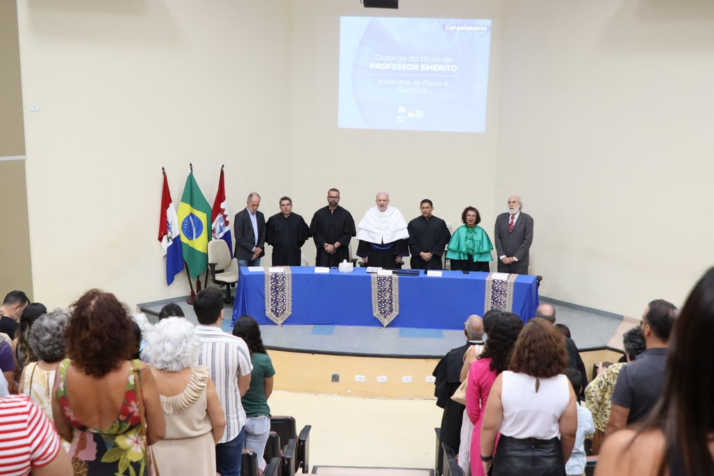 Solenidade Título Professor Emérito Instituto de Física e Química