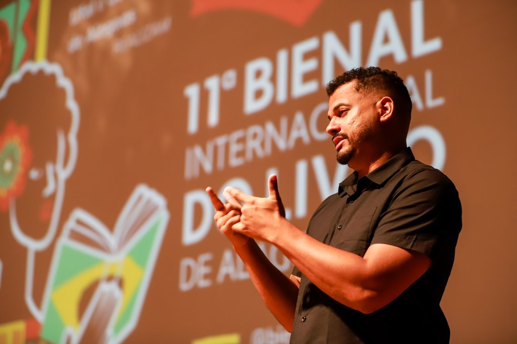 Bienal do Livro de lagoas 2025 \u002D dia 2 \u002D 01/11