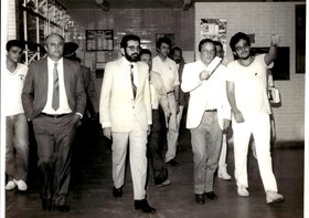VISITA MINISTRO DA EDUCAÇÃO JORGE BORNHAUSEN AO HU OU