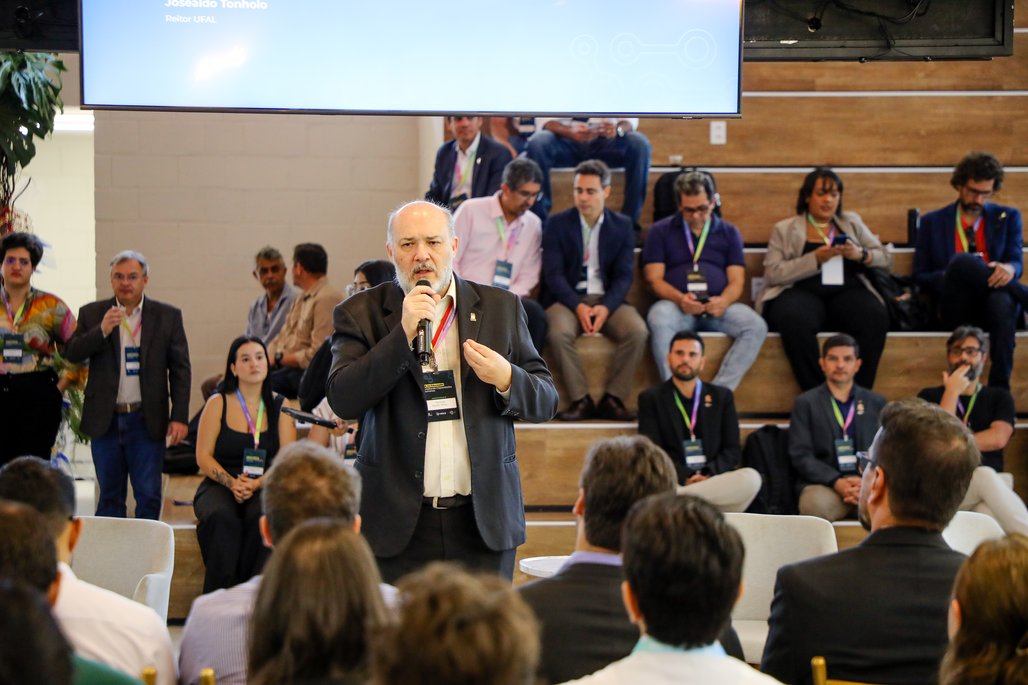Ai.Educação/ Cátedra Unesco \u002D NEES
