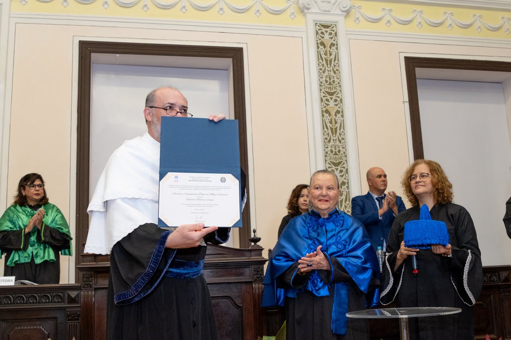 Solenidade de Honoris Causa de Tânia Maya Pedrosa