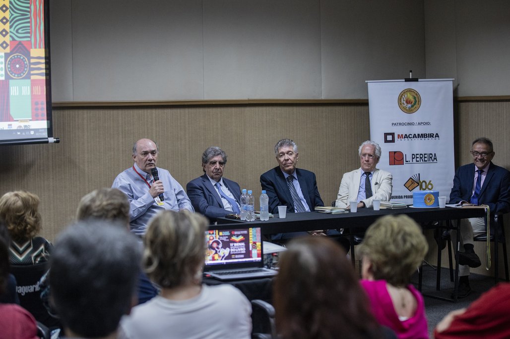 Bienal do Livro de lagoas 2025 \u002D dia 2 \u002D 01/11