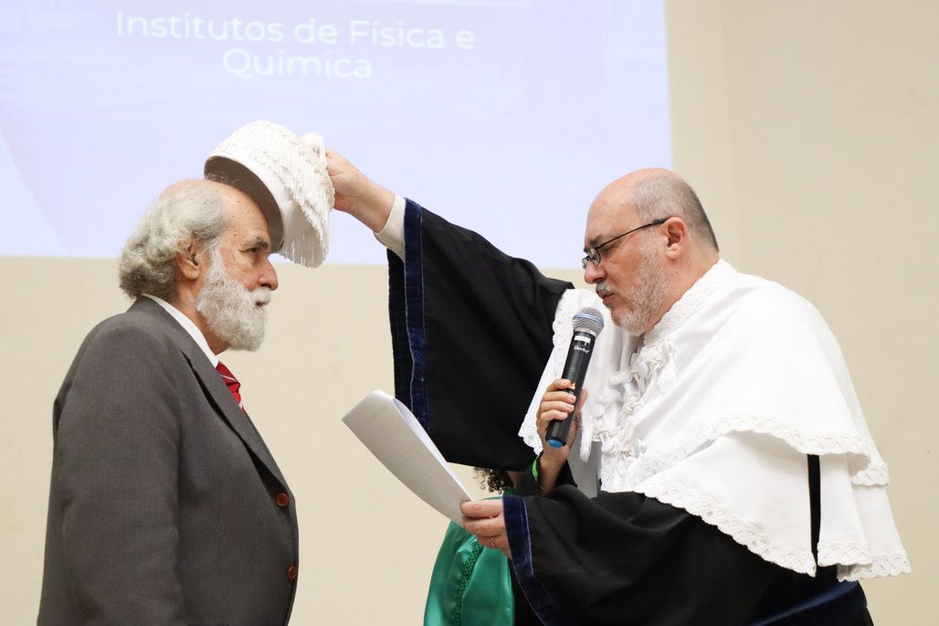 Solenidade Título Professor Emérito Instituto de Física e Química