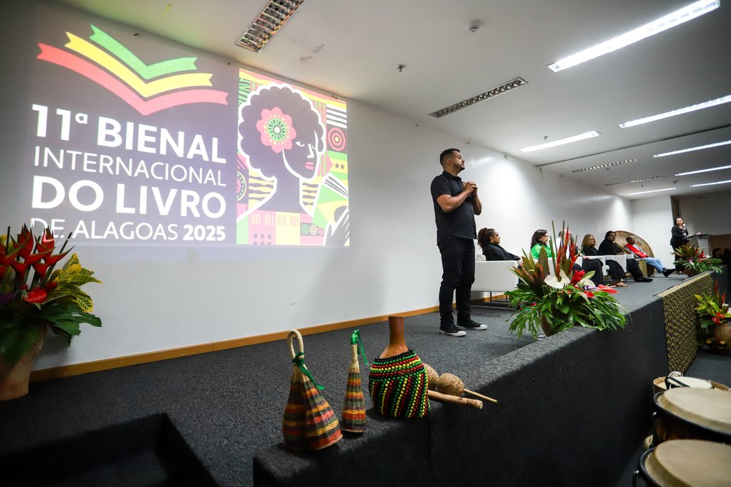 Bienal do Livro de lagoas 2025 \u002D dia 2 \u002D 01/11