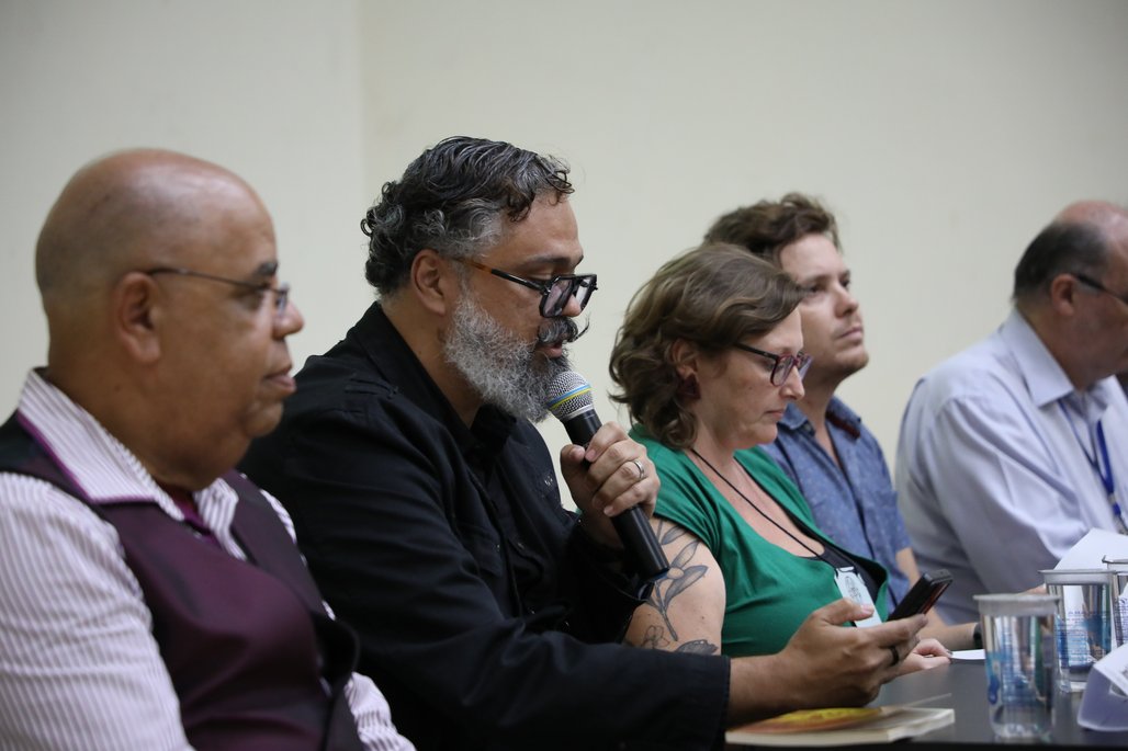 X Esocite \u002D Abertura