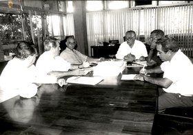 HOMENANGEM JAIME DE ALTAVILE - FERNANDO GAMA EM ENTREGA DOS CADERNOS DE COMPOSITORES ALAGOANOS