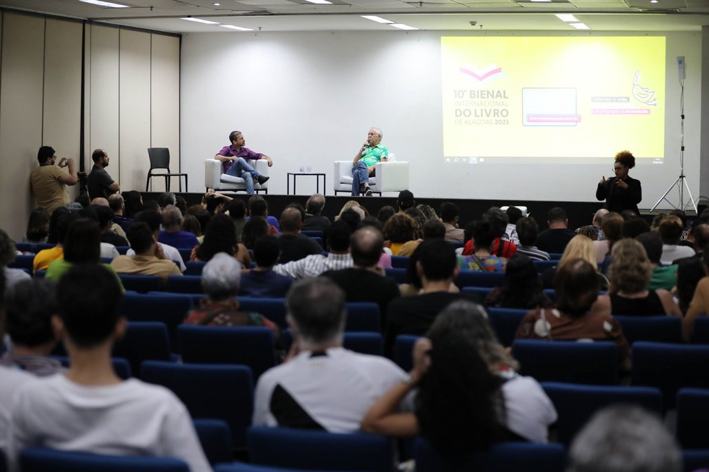 10º Bienal do Livro\u002D dia 18 de agosto