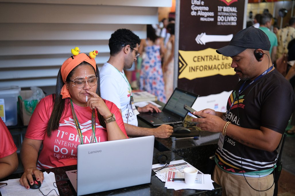Bienal do Livro de Alagoas 2025 \u002D dia 5 \u002D 04/11