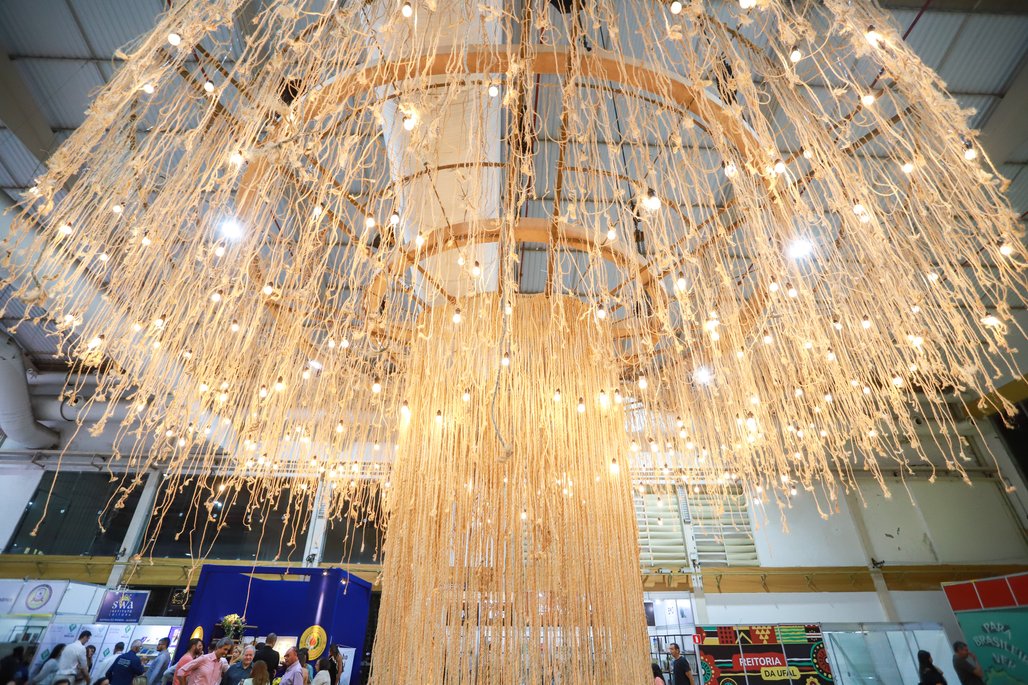 Bienal do Livro de lagoas 2025 \u002D dia 1 \u002D 31/10