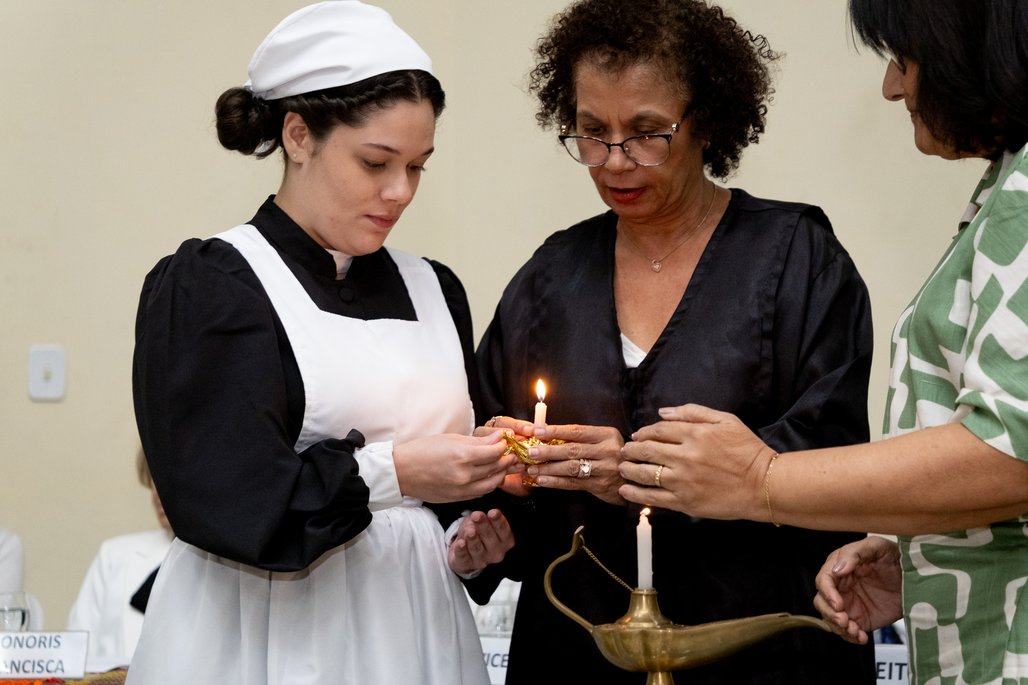 Solenidade Honoris Causa e Professoras Eméritas Enfermagem