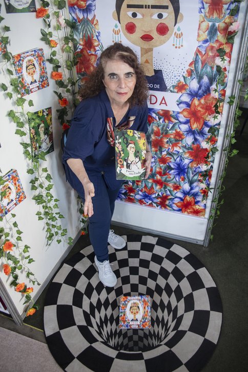 Bienal do Livro de lagoas 2025 \u002D dia 31/10 Adriano arantos