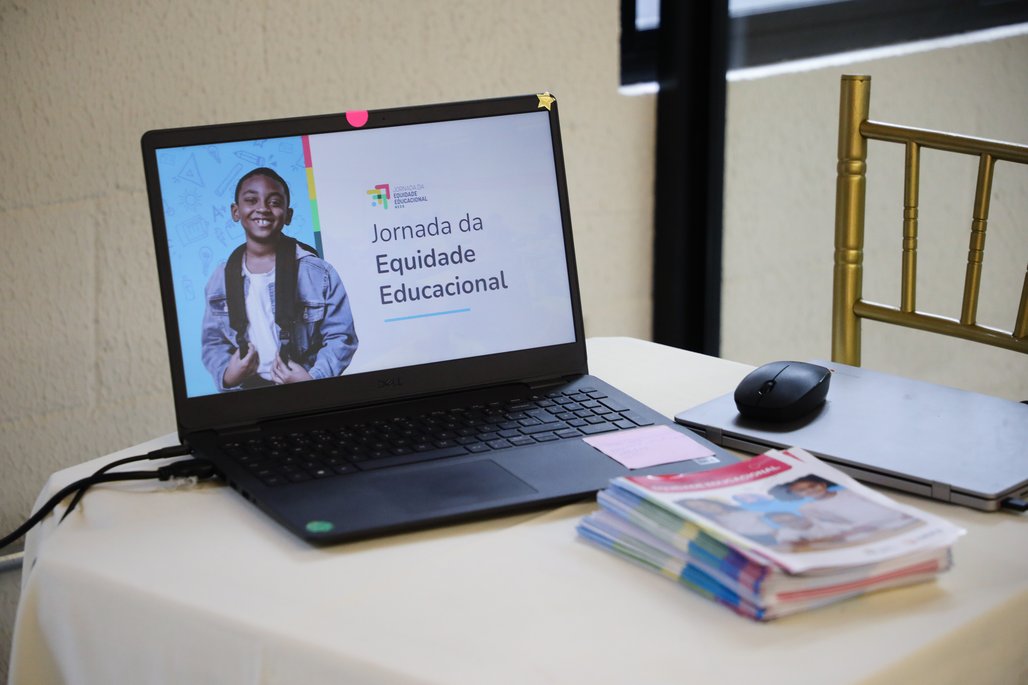 Ai.Educação/ Cátedra Unesco \u002D NEES