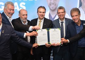 Assinatura Novo Pac - Visita do Ministro da Educação, Camilo Santana.
