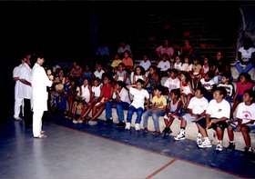 RECREAÇÃO COM CRIANÇAS E APLICAÇÃO DE FLUOR