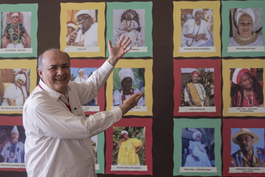 Bienal do Livro de lagoas 2025 \u002D dia 31/10 Adriano arantos