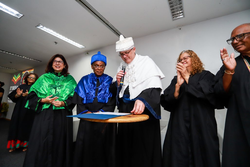 Bienal do Livro de lagoas 2025 \u002D dia 2 \u002D 01/11