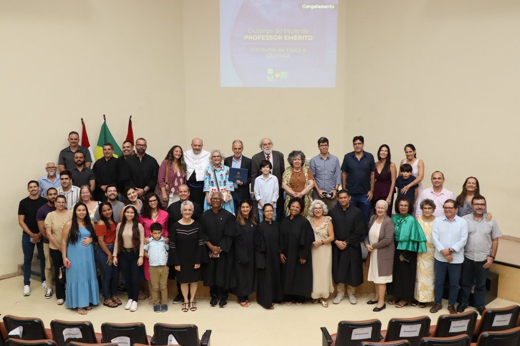 Solenidade Título Professor Emérito Instituto de Física e Química