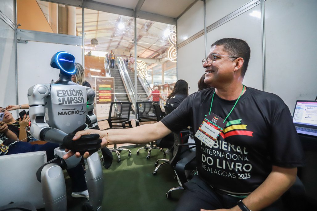 Bienal do Livro de Alagoas 2025 \u002D dia 7 \u002D 06/11