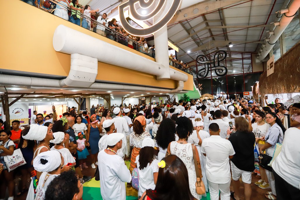 Bienal do Livro de lagoas 2025 \u002D dia 2 \u002D 01/11