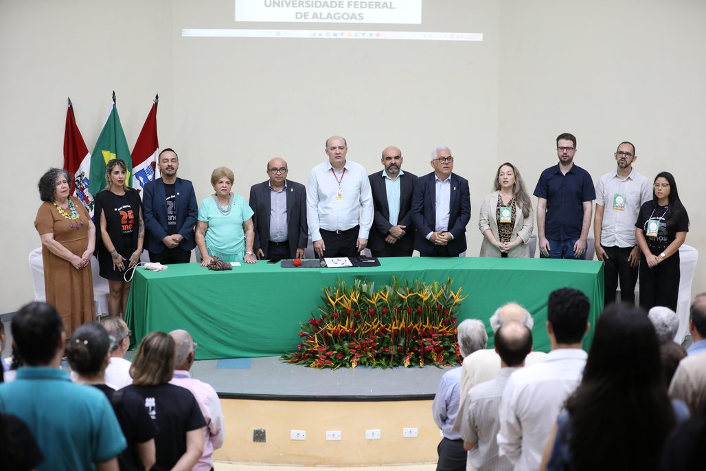 25 anos Curso Farmácia