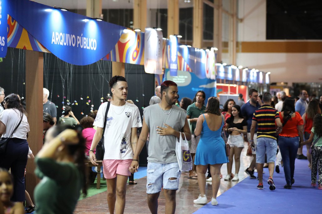 10º Bienal do Livro\u002D dia 13 de agosto