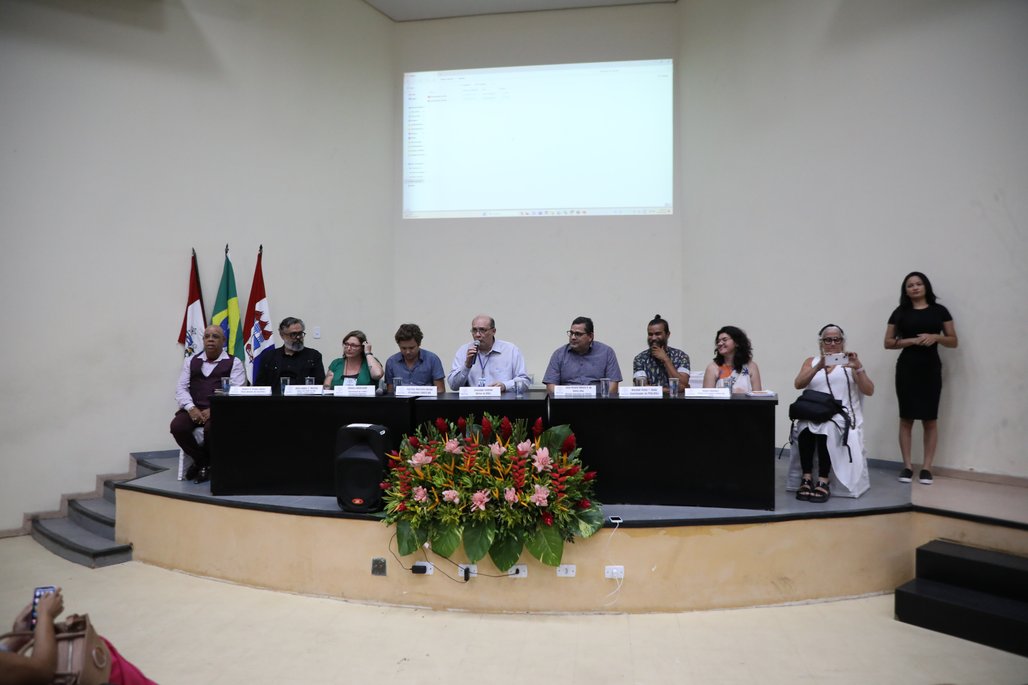 X Esocite \u002D Abertura