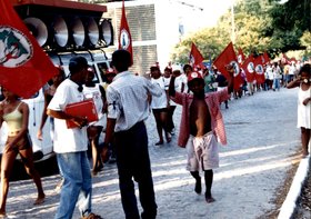 MARCHA DOS SEM TERRA NA UFAL
