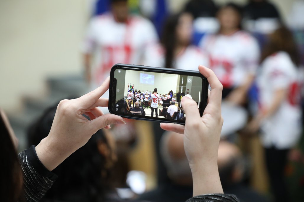 Doutor Honoris Causa \u002D Profa Cida