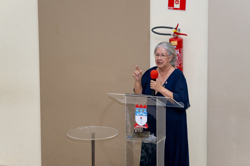 Solenidade Honoris Causa e Professoras Eméritas Enfermagem