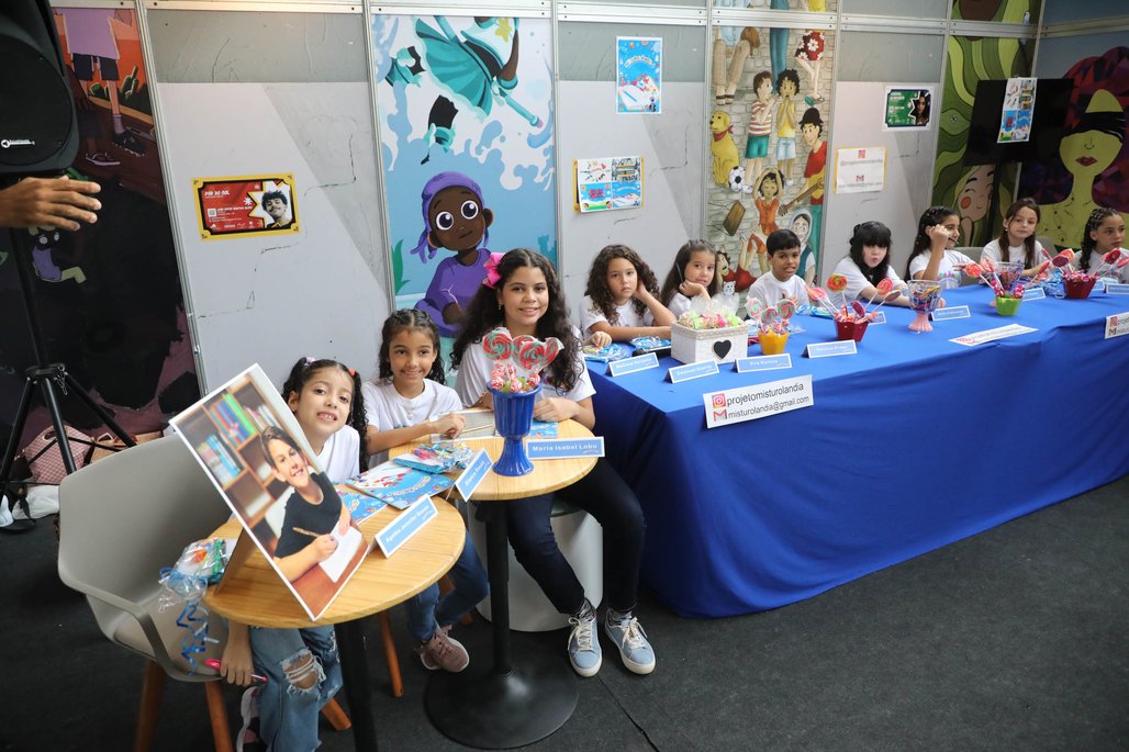 10º Bienal do Livro\u002D dia 19 de agosto