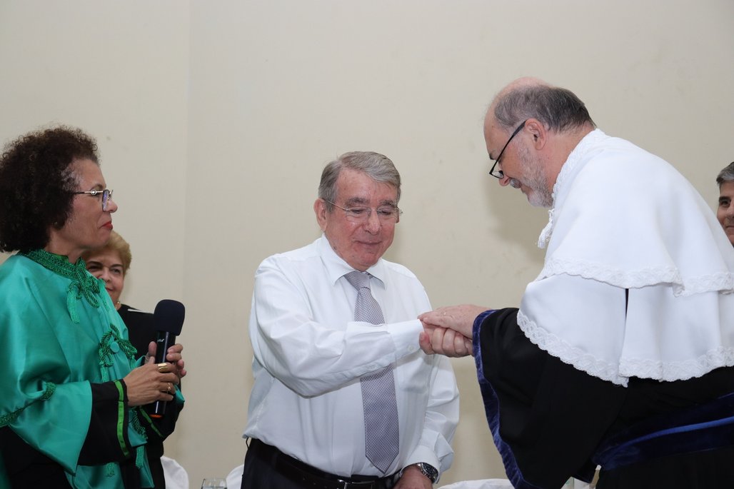 Solenidade Título Professor Emérito ICBS