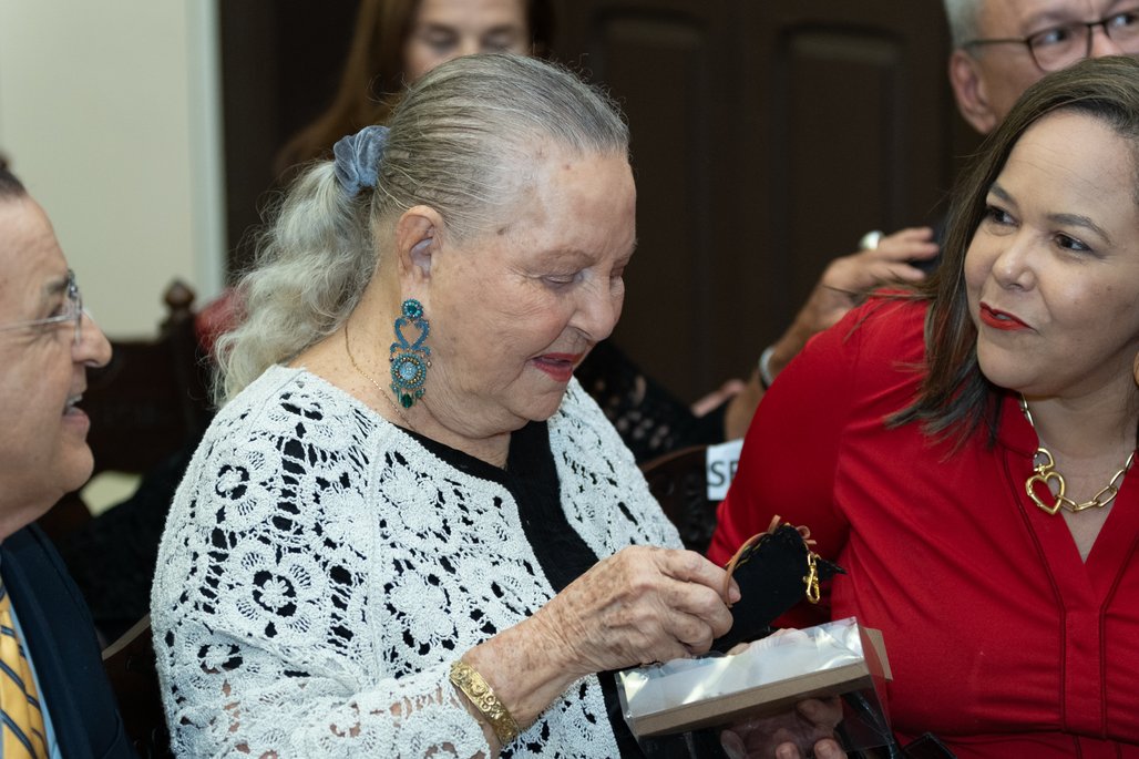 Solenidade de Honoris Causa de Tânia Maya Pedrosa