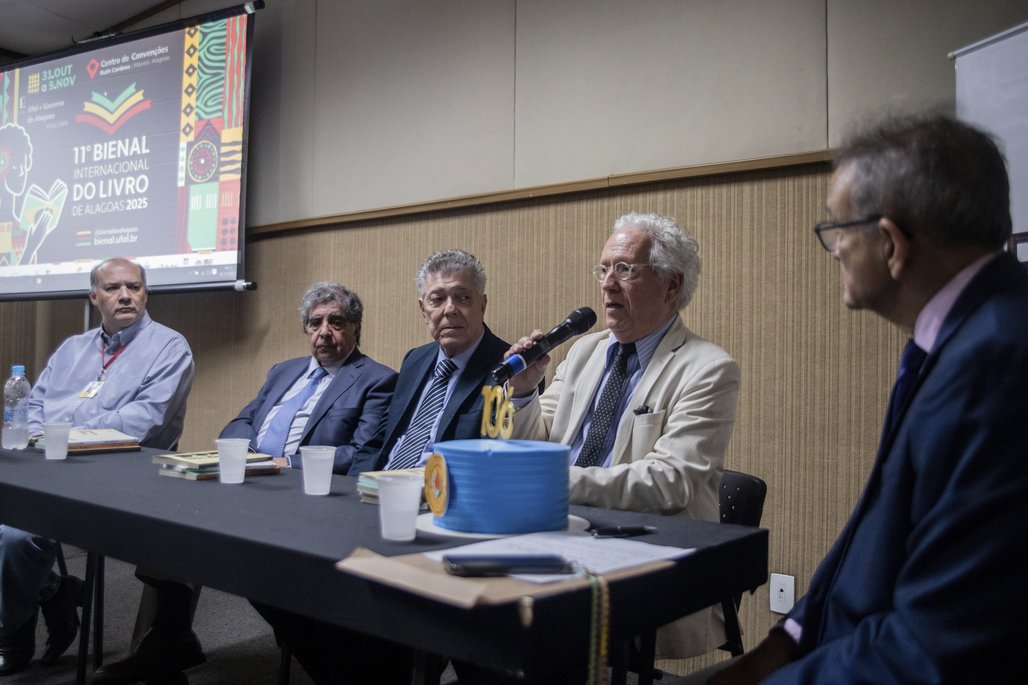 Bienal do Livro de lagoas 2025 \u002D dia 2 \u002D 01/11