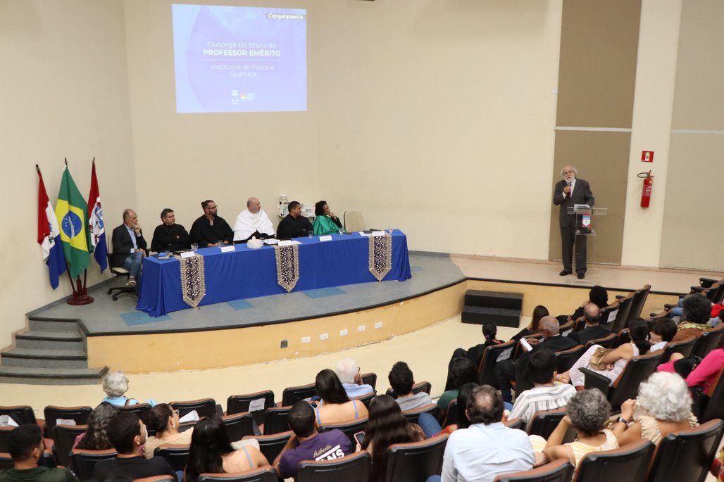 Solenidade Título Professor Emérito Instituto de Física e Química