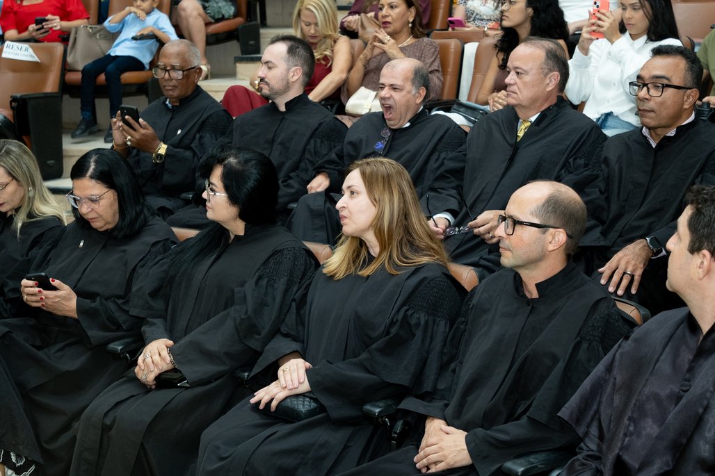 Solenidade Honoris Causa e Professoras Eméritas Enfermagem