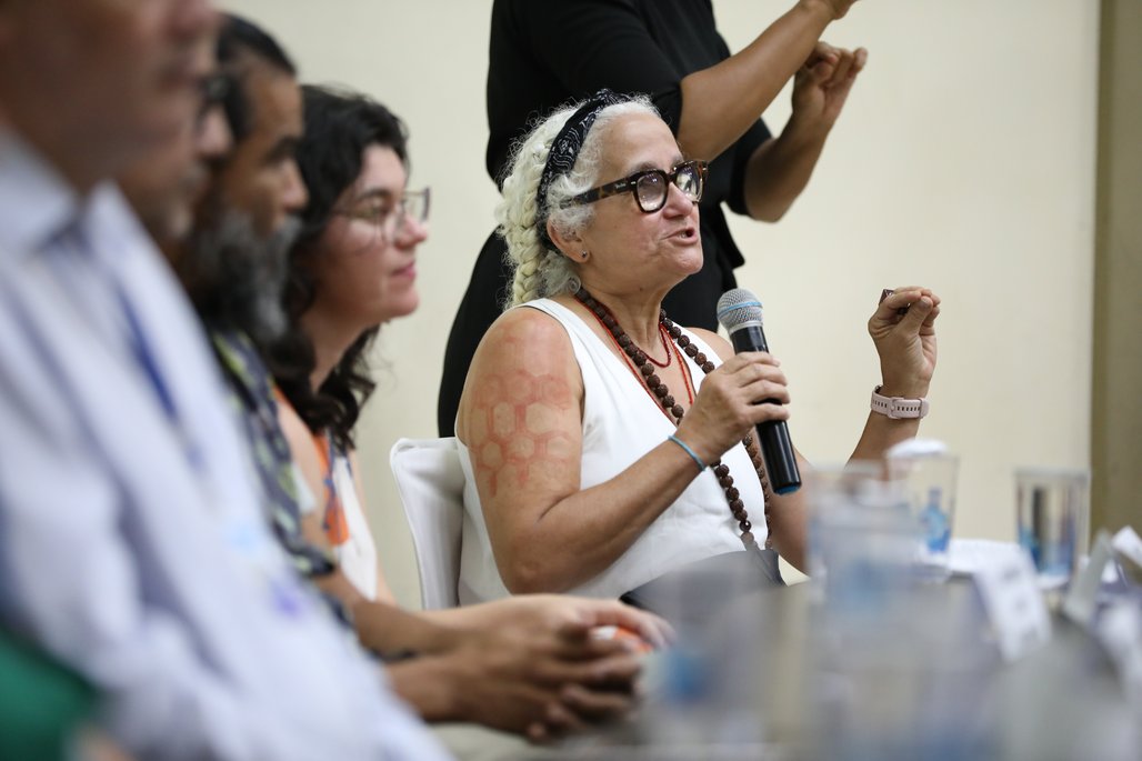 X Esocite \u002D Abertura