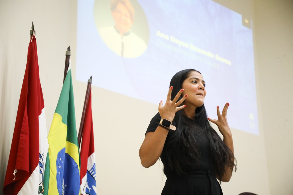 Solenidade de Honoris Causa da reitora Ana Dayse