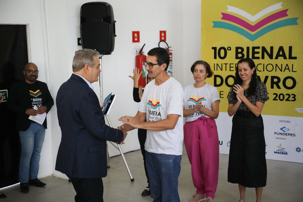 Café de lançamendo da 10ª Bienal Internacional do Livro de Alagoas