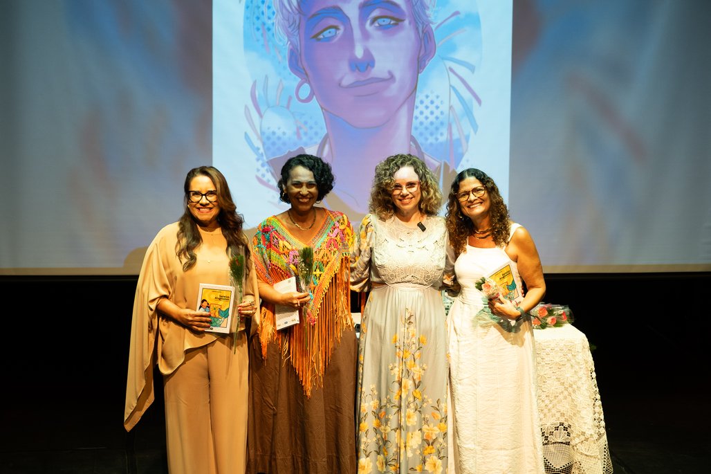 Lançamento do livro Sereias Alagoanas