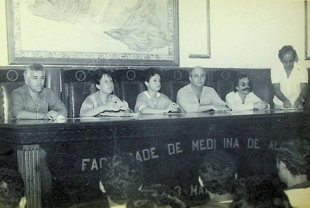 15AF49.15 \u002D 710.1 \u002D ÁLBUM VERMELHO RANHURA 2 \u002D SOLENIDADES \u002D REITOR FERNANDO GAMA