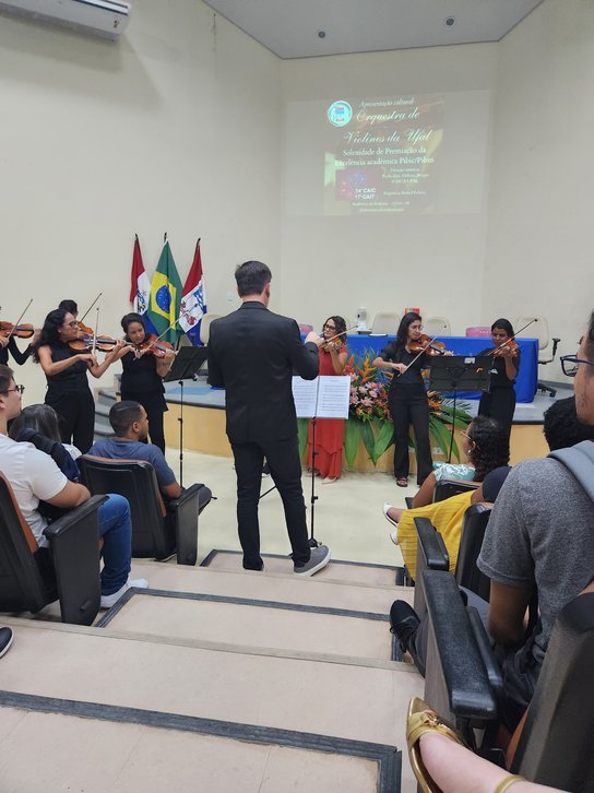 Excelência acadêmica 2025