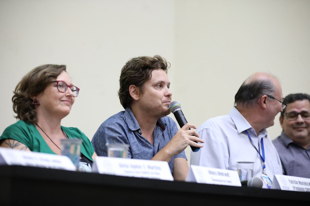 X Esocite \u002D Abertura